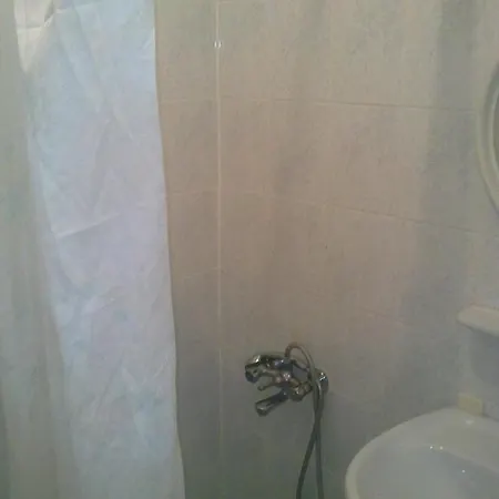 Mars Hotel فندق